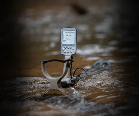 Manisa Minelab X-Terra Elite - Su geçirmez gövde